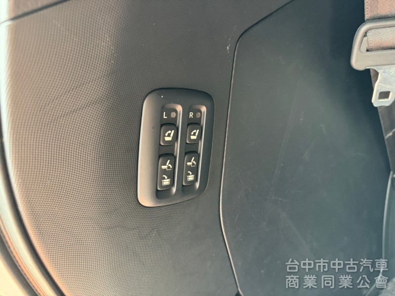 2014 Previa 2.4 豪華