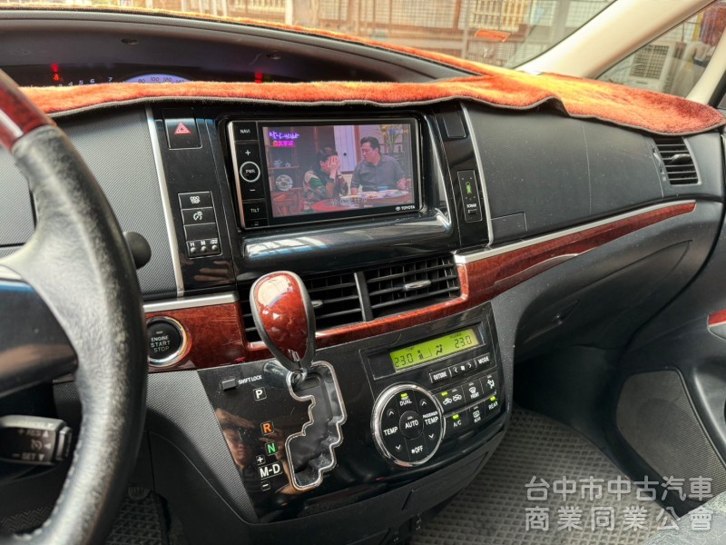 2014 Previa 2.4 豪華