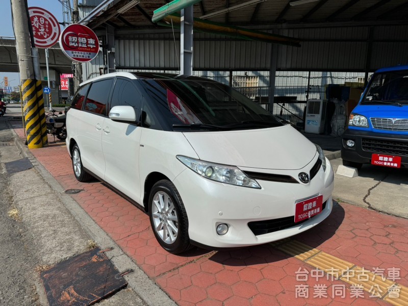 2014 Previa 2.4 豪華版 跑十三萬