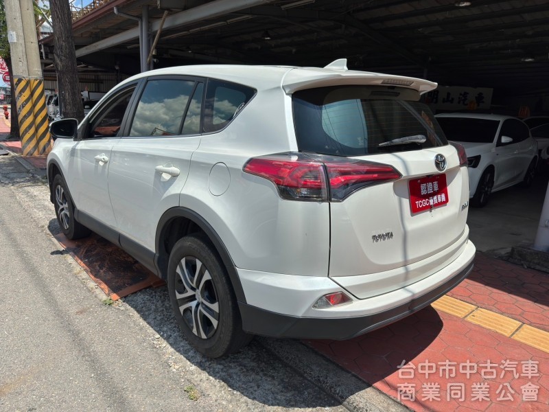 2017 Rav4 2.0 經典