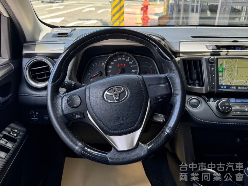 2015 Rav4 2.0 頂級 免鑰匙