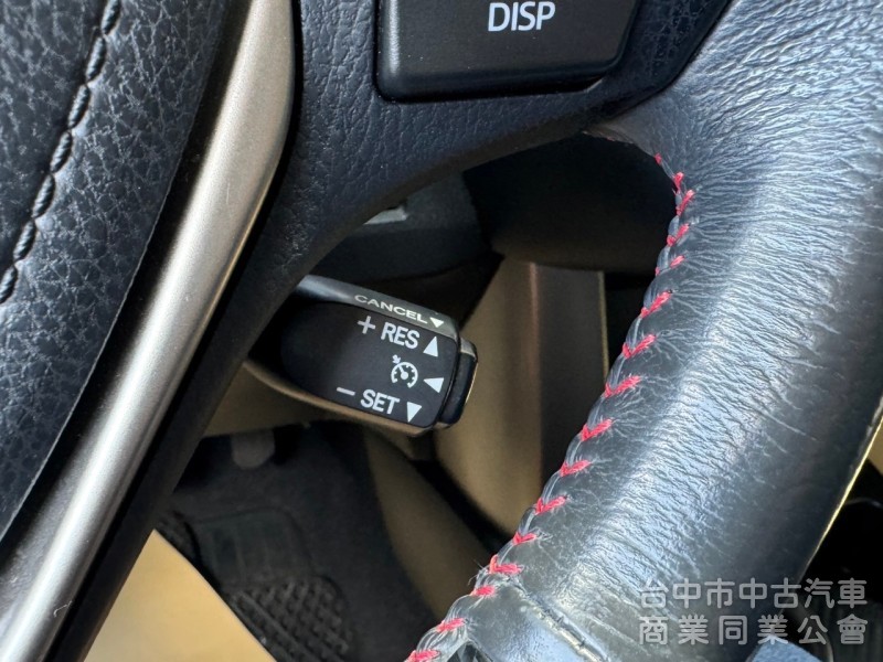 2015 Rav4 2.0 頂級 免鑰匙