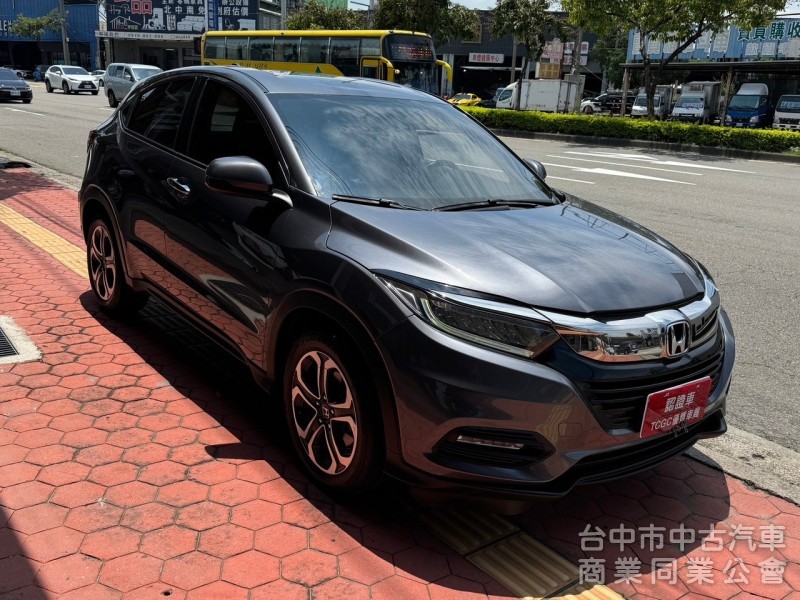 2019 HRV 1.8S 跑七萬