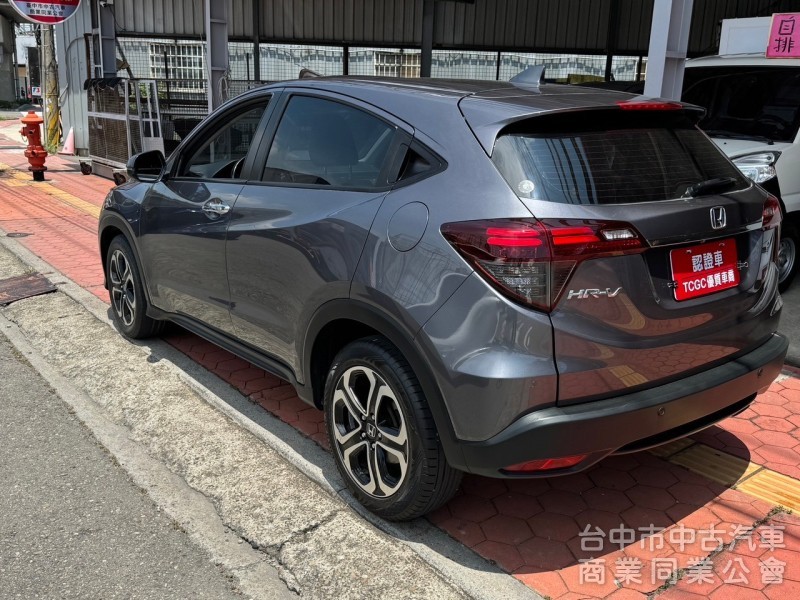 2019 HRV 1.8S 跑七萬