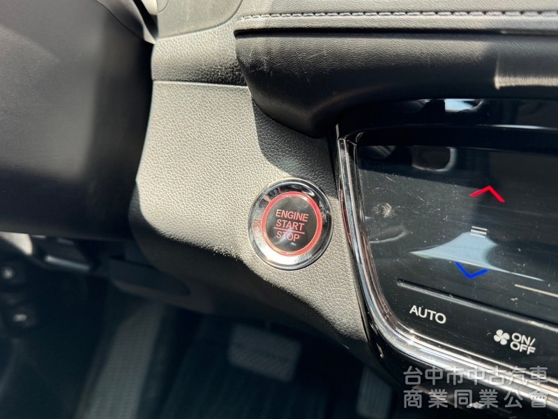 2019 HRV 1.8S 跑七萬