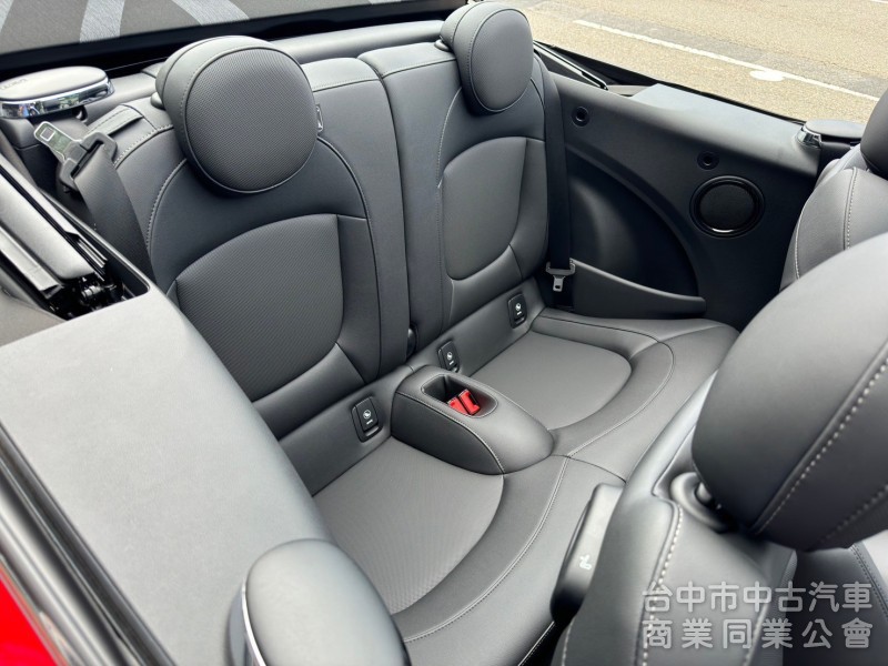 2023 Mini Cabrio 敞篷 S跑九千