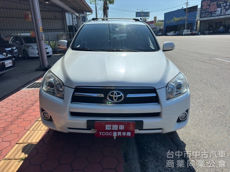 2011 Rav4 2.4 G 跑十七萬