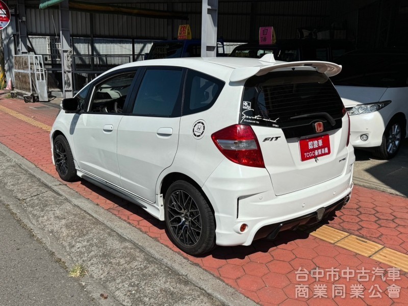 2013 FIT 1.5 VTi-S 