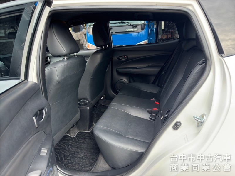 2022 Yaris 1.5經典跑五萬