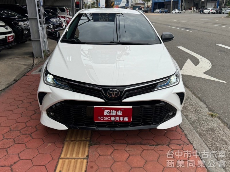 2020 GR Altis 油電 跑七萬