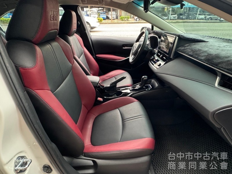 2020 GR Altis 油電 跑七萬