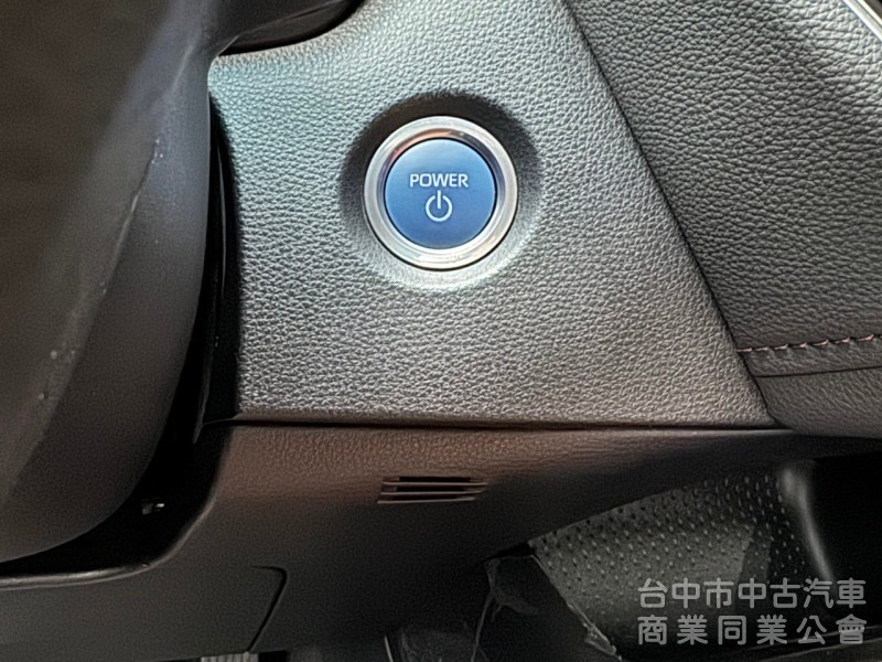 2020 GR Altis 油電 跑七萬