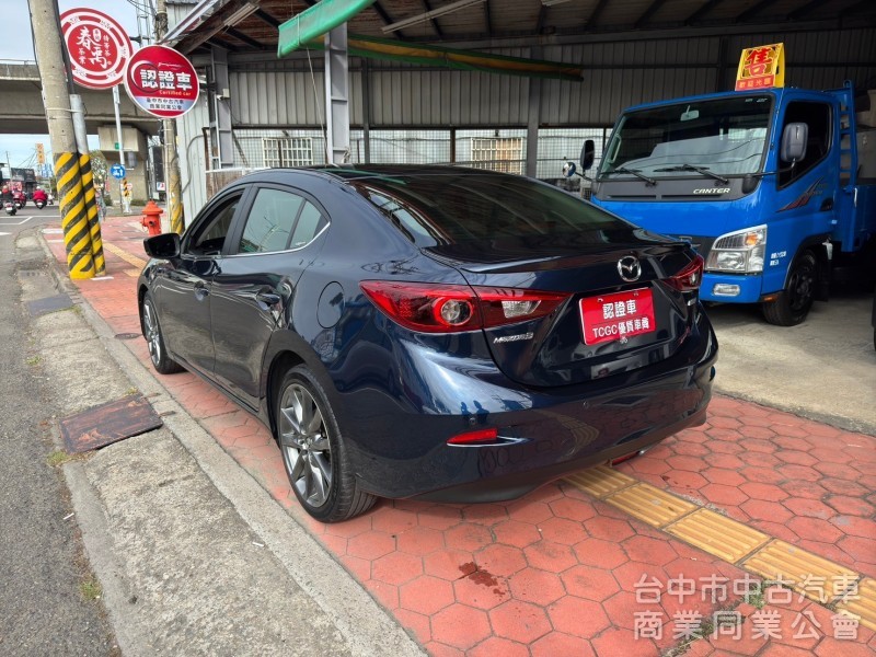 2018 Mazda3 旗艦 Bose 抬顯