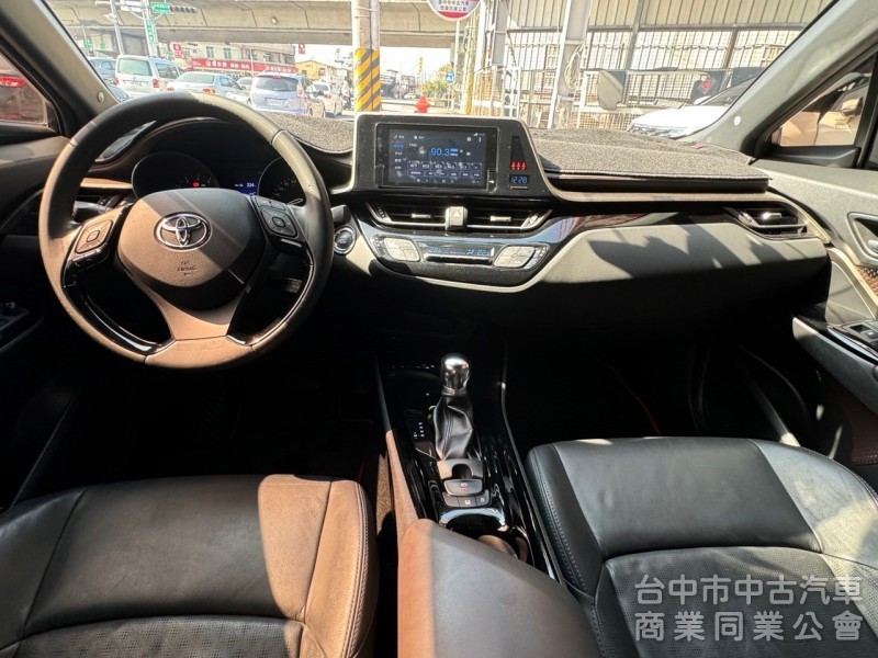 2018 CHR 1.2 豪華