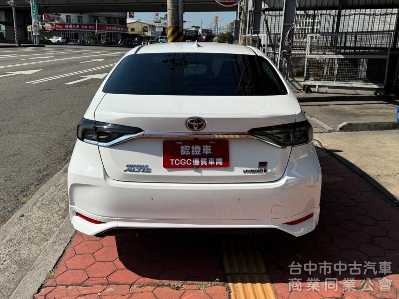 2020 GR Altis 1.8 油電 跑七萬