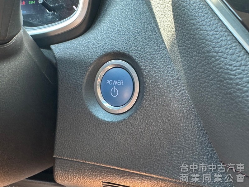 2020 GR Altis 1.8 油電 跑七萬