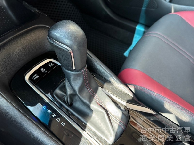 2020 GR Altis 1.8 油電 跑七萬