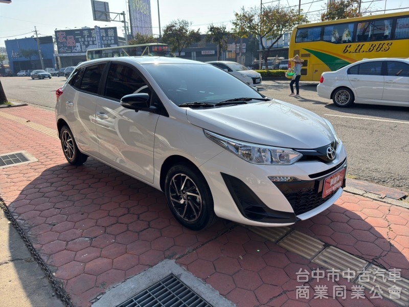 2022 大鴨 Yaris 經典 跑一萬