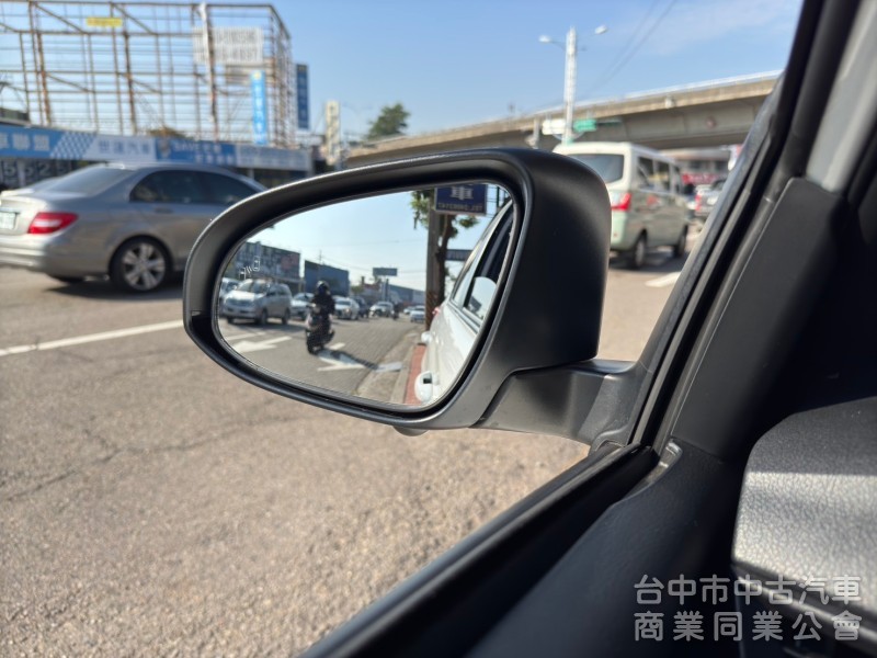 2022 大鴨 Yaris 經典 跑一萬