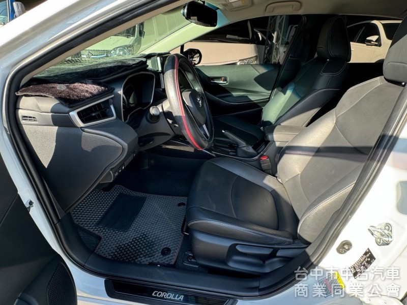 2019 Altis 1.8豪華跑七萬