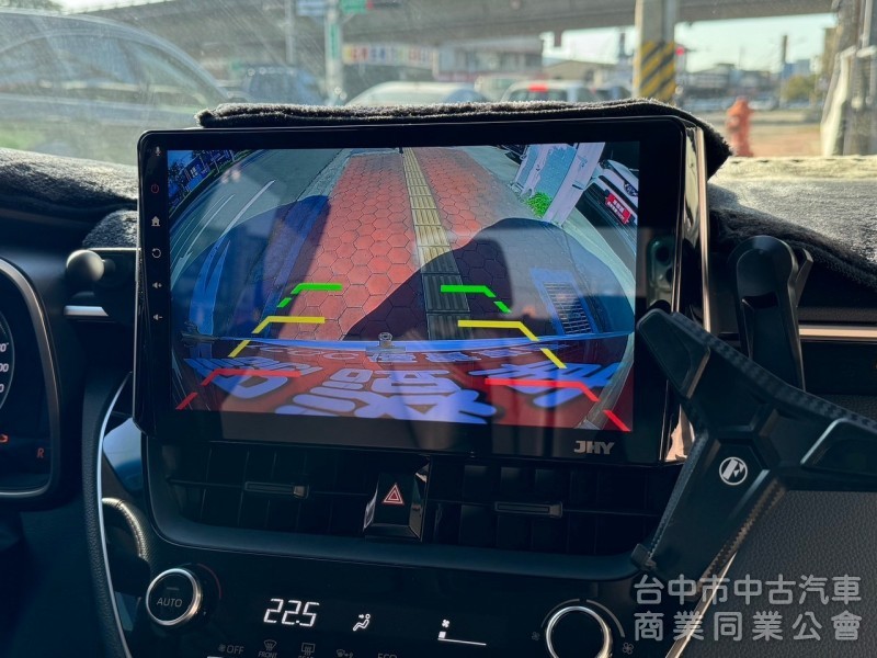 2019 Altis 1.8豪華跑七萬