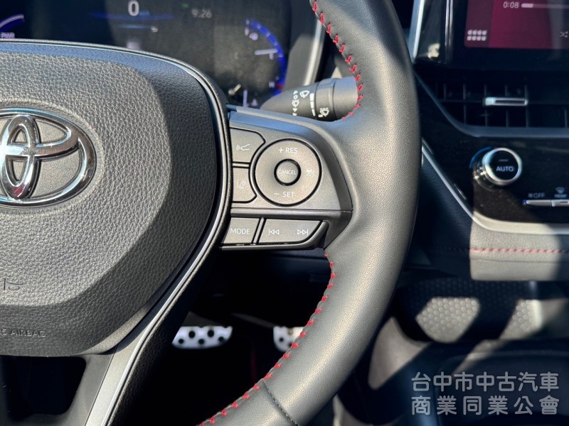 2020 GR Altis 油電 跑九萬