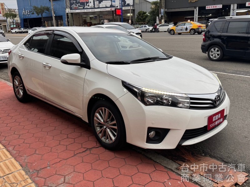 2015 Altis 1.8 S+ 跑四萬 原廠保養