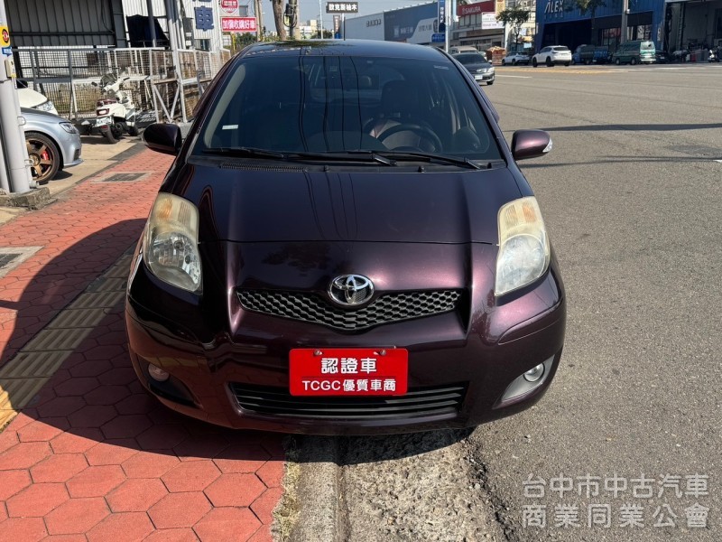 2012 Yaris 1.5 跑十五萬