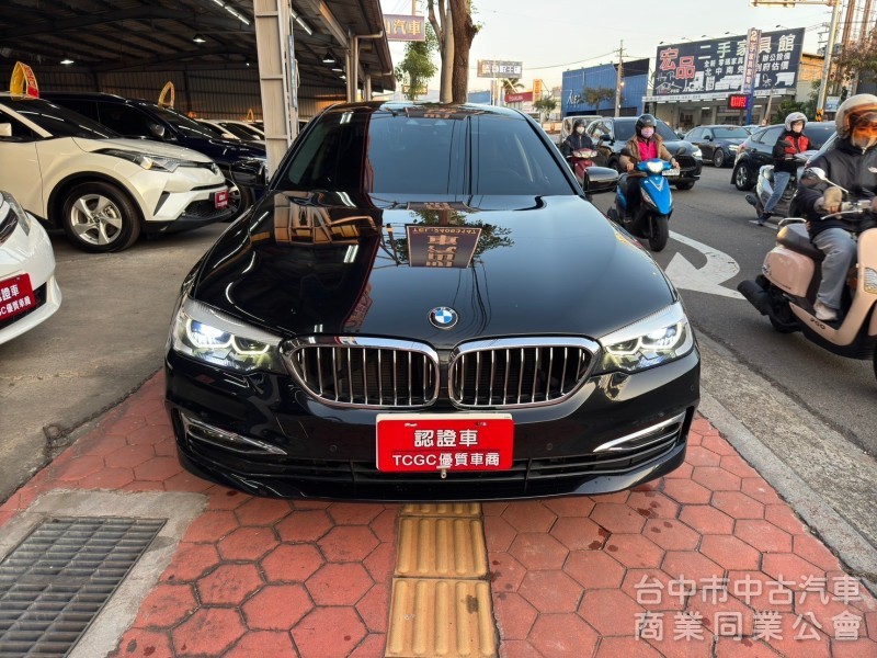 2017 BMW 520i 總代理 跑十二萬公里