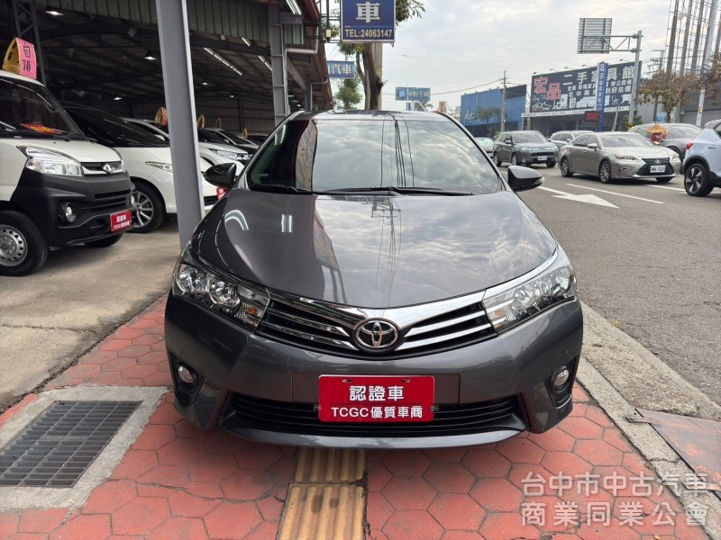 2016 Altis 1.8 S+ 跑三萬公里