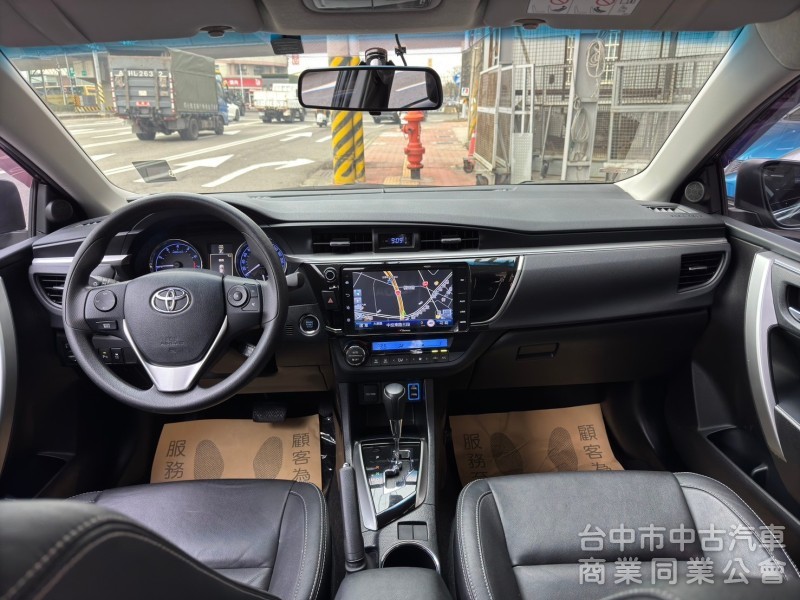 2016 Altis 1.8 S+ 跑三萬公里