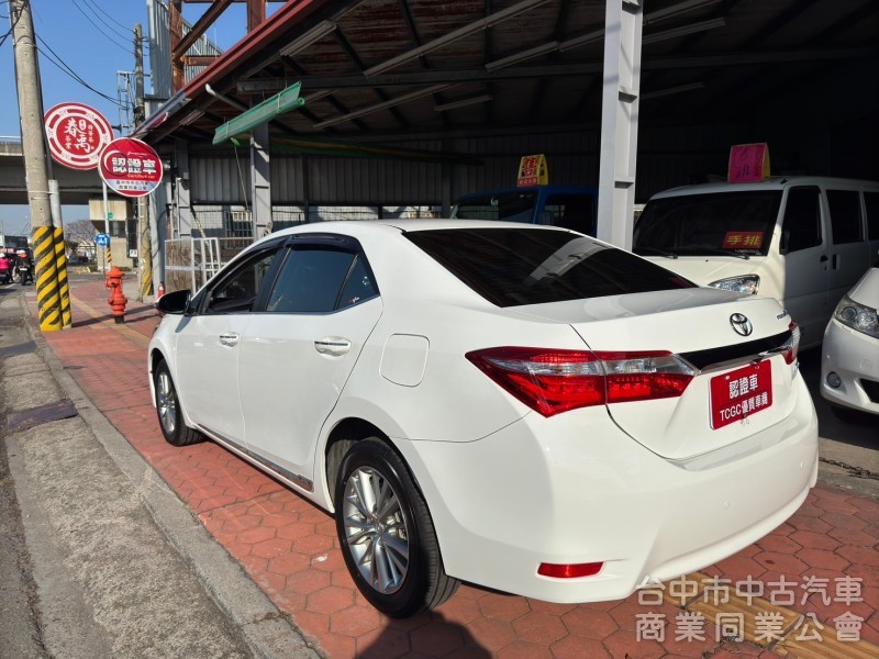 2015 Altis 1.8 跑四萬多 原廠保養