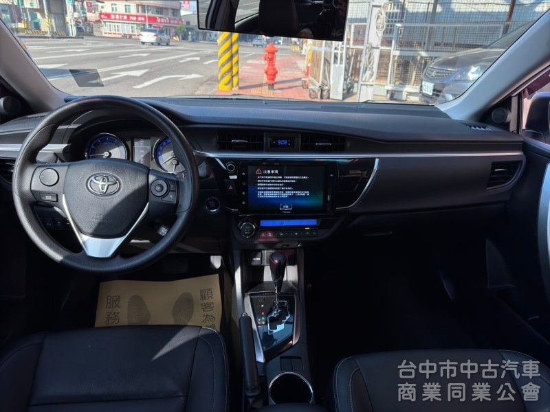 2015 Altis 1.8 跑四萬多 原廠保養