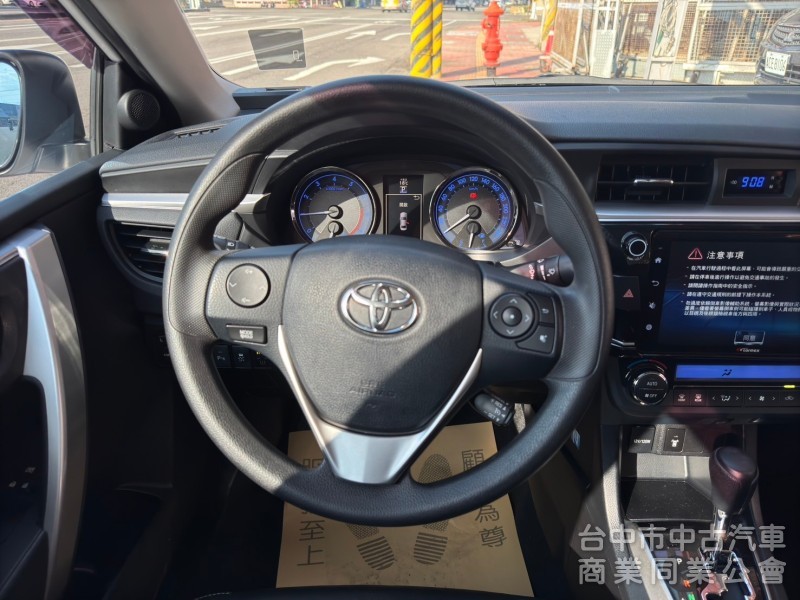 2015 Altis 1.8 跑四萬多 原廠保養