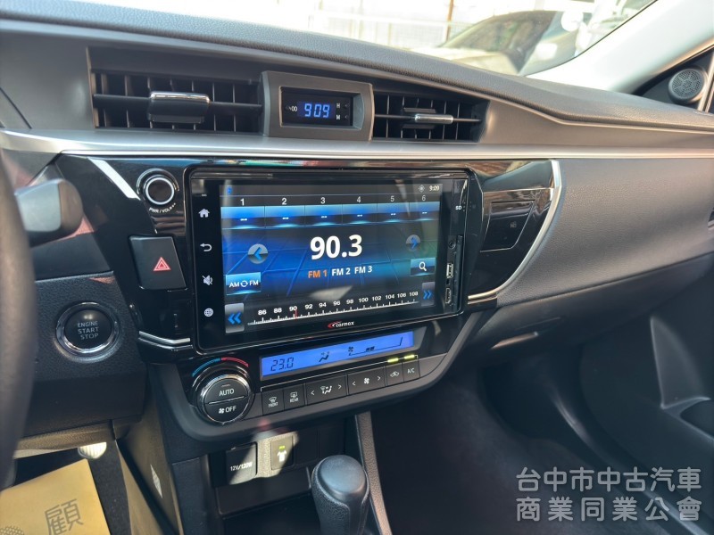 2015 Altis 1.8 跑四萬多 原廠保養