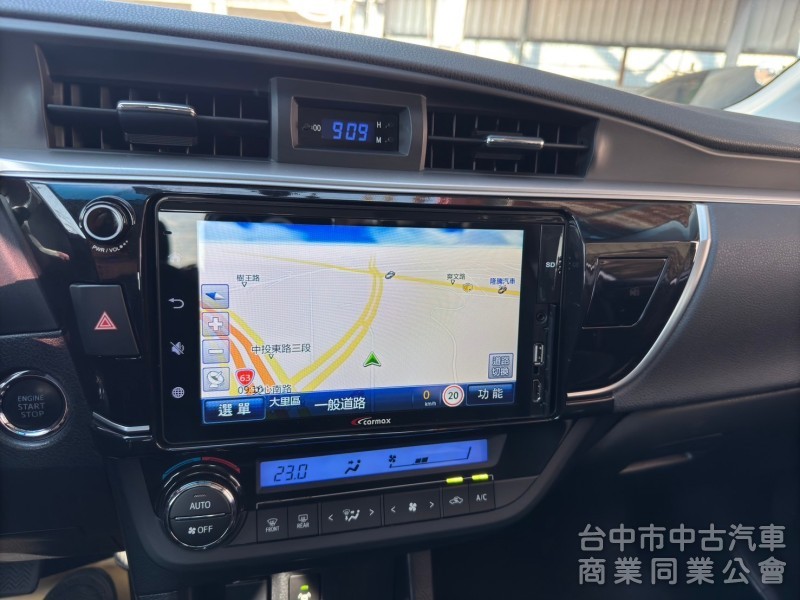 2015 Altis 1.8 跑四萬多 原廠保養