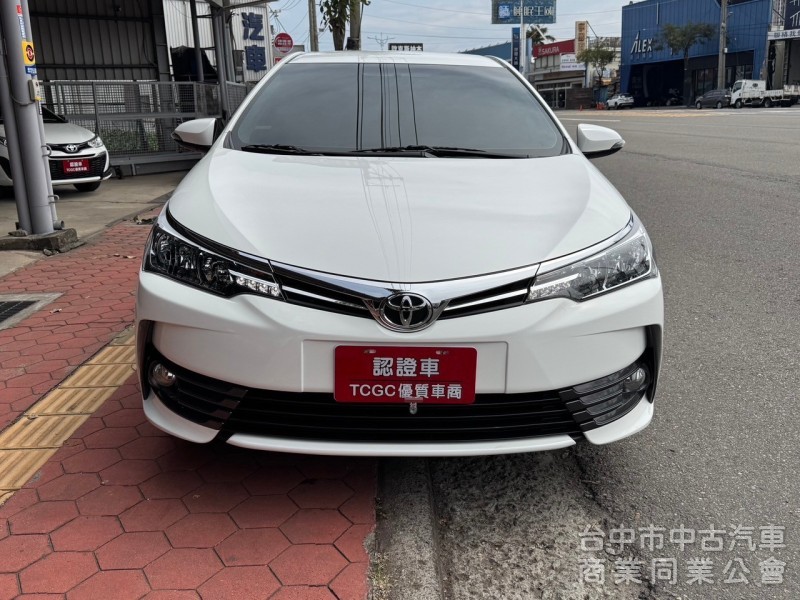 2017 Altis 1.8 經典 跑五萬 免鑰匙