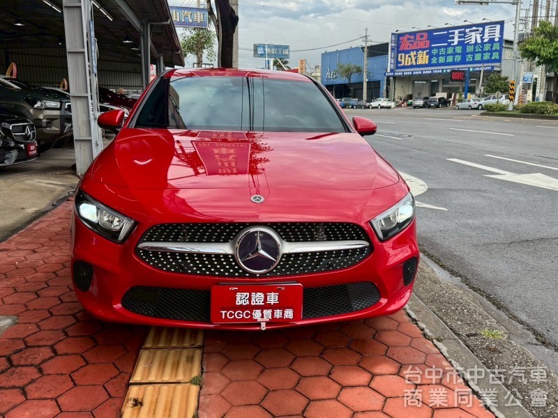 2019 A180 四門