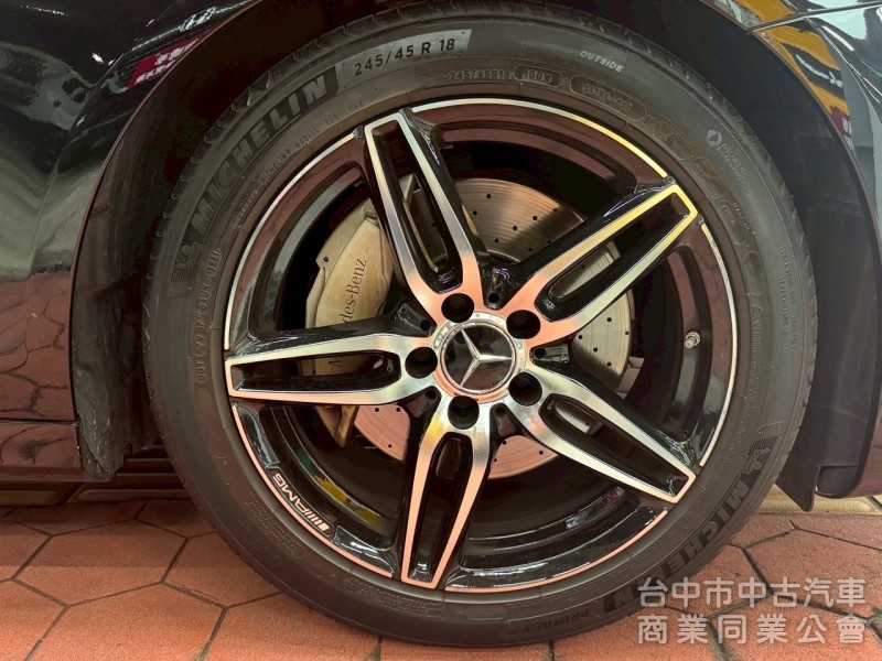 2018 E250 AMG 跑十二萬
