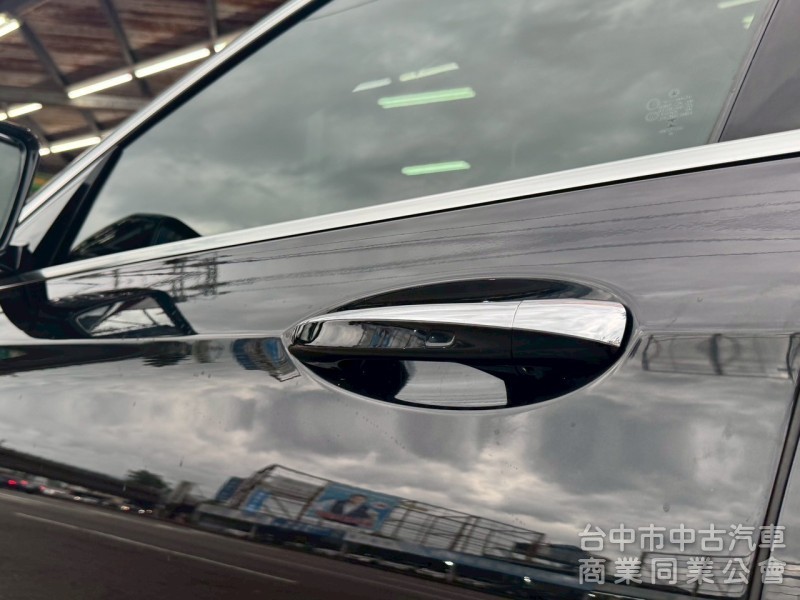 2018 E250 AMG 跑十二萬