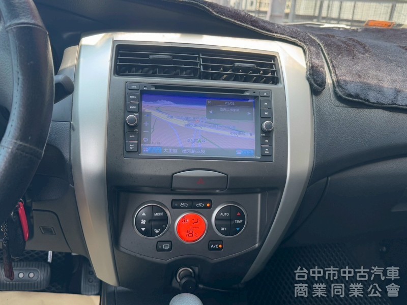2014 Livina 1.6 跑七萬多
