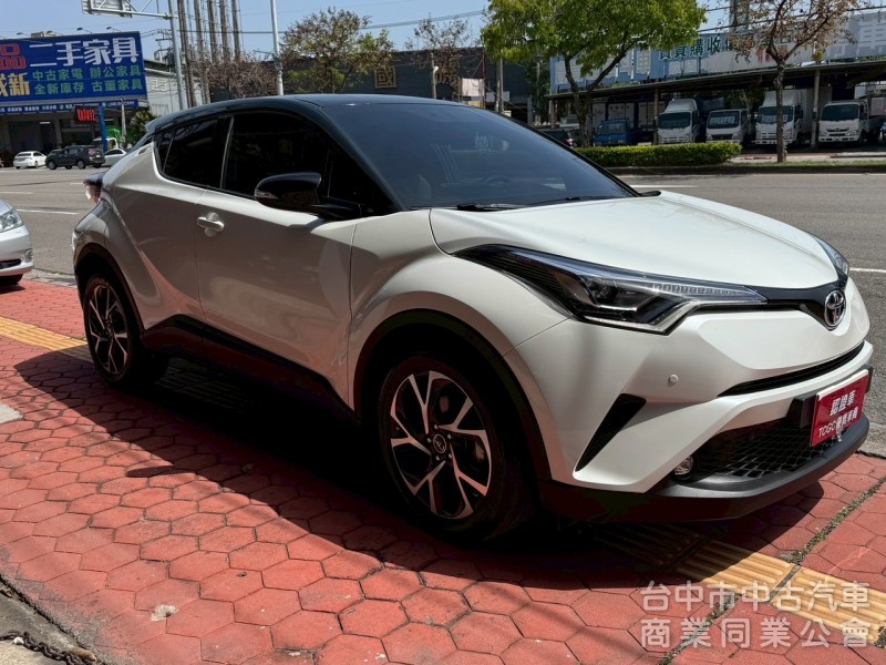 2019 CHR 1.2豪華 跑七萬多公里