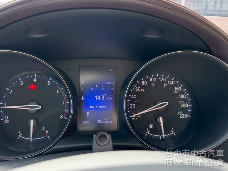 2019 CHR 1.2豪華 跑七萬多公里