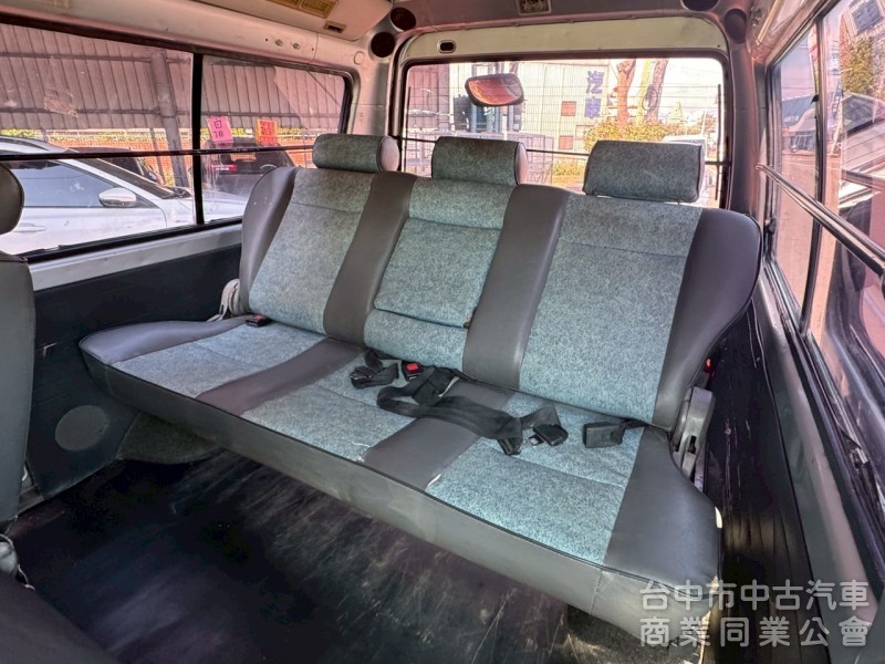 2010 得利卡箱型車