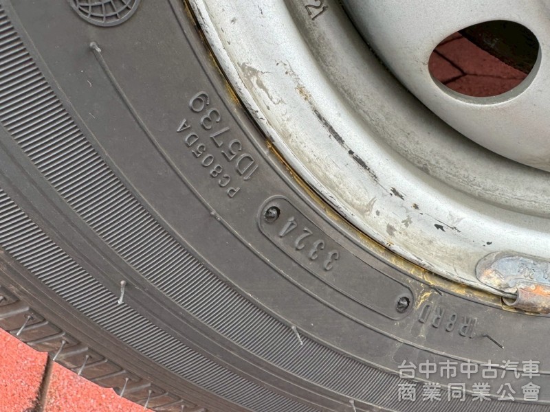 2016 菱利廂型車 跑27萬多公里