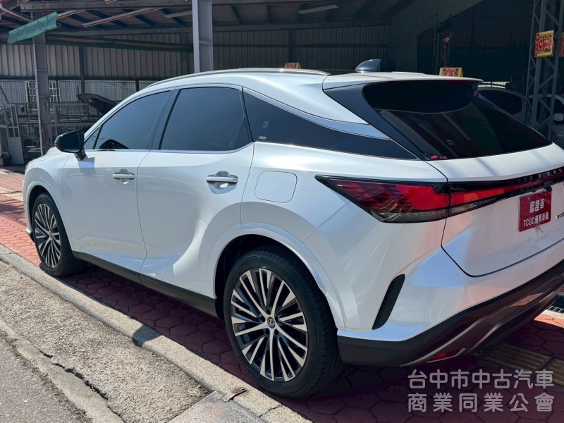2023 RX350h
