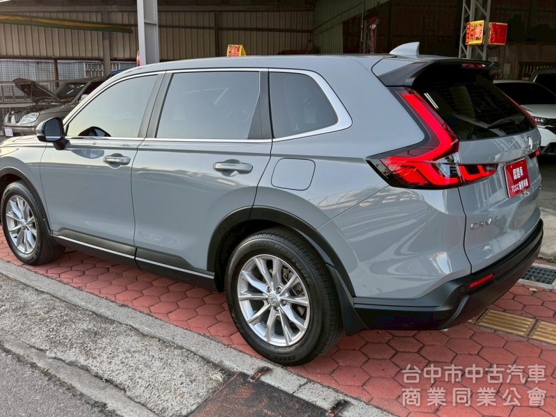 2024 CRV 1.5S 跑四萬