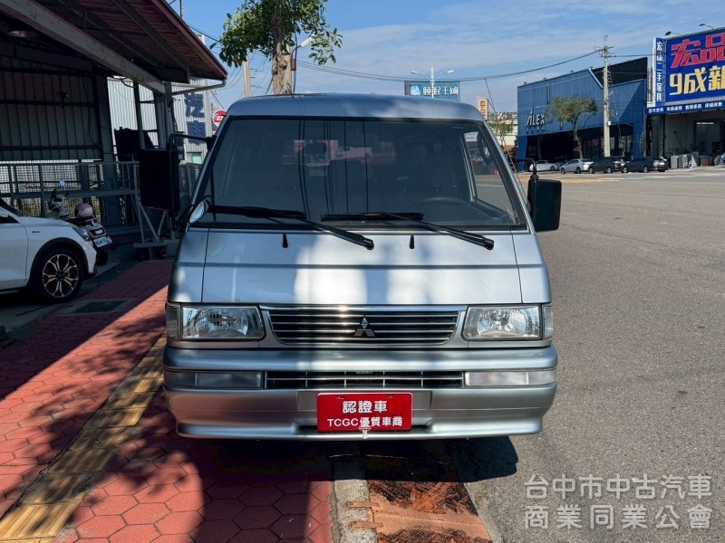 2010 得利卡 廂型車 跑十一萬