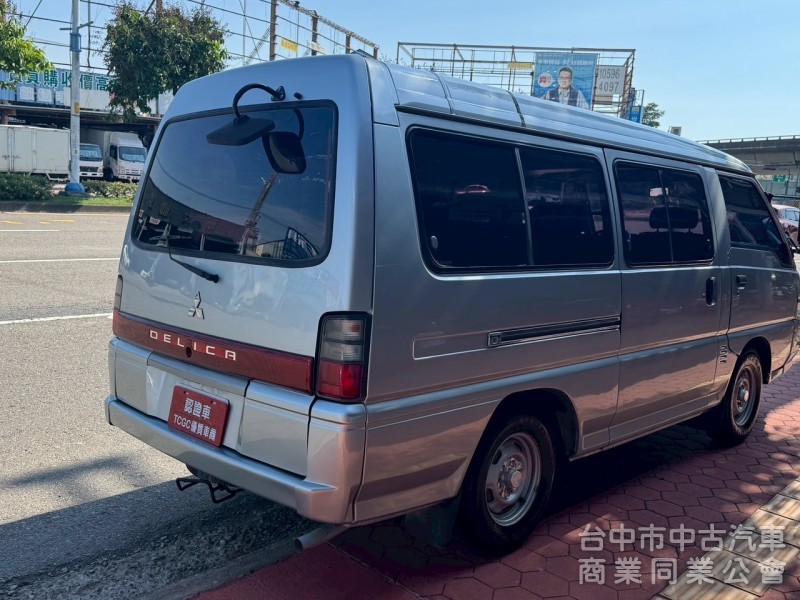2010 得利卡 廂型車 跑十一萬