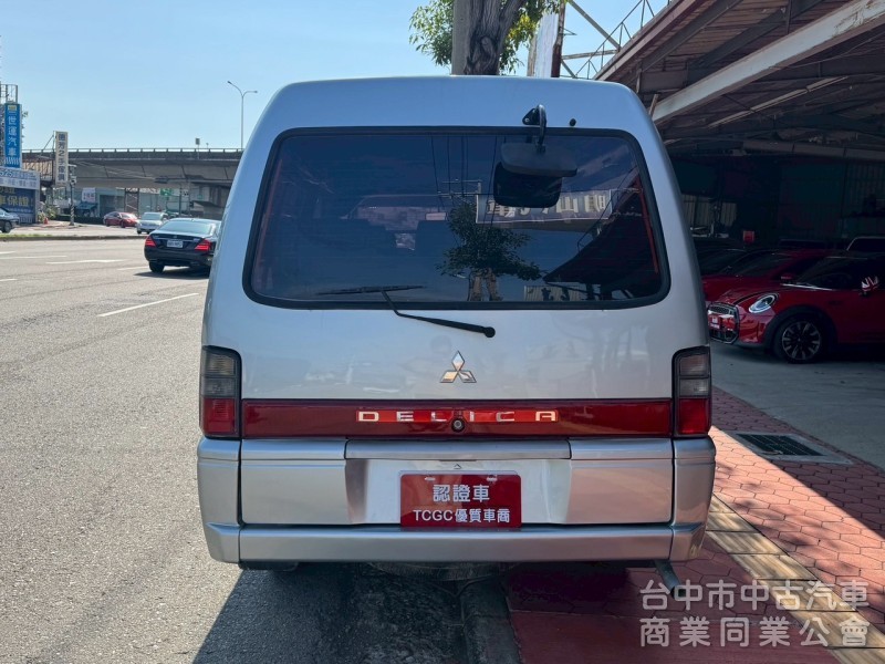 2010 得利卡 廂型車 跑十一萬